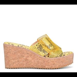Donald Pliner Iliad Neon Yellow Cork Sandals 8.5 NWT